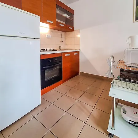 Vinovo Apartment Omis